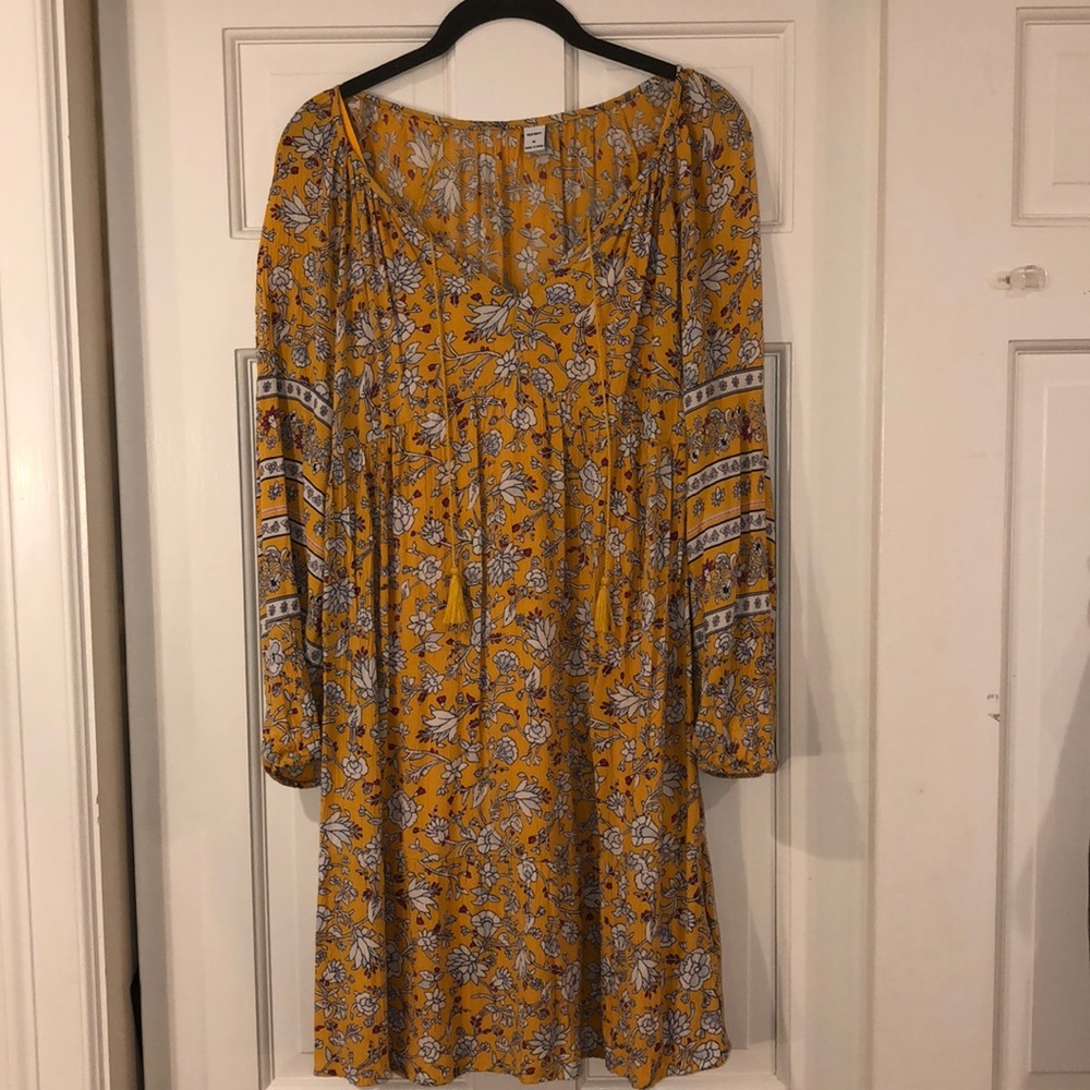 beautiful old navy floral dress